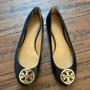 COPY - Tory Burch black leather flats with gold detail size 7